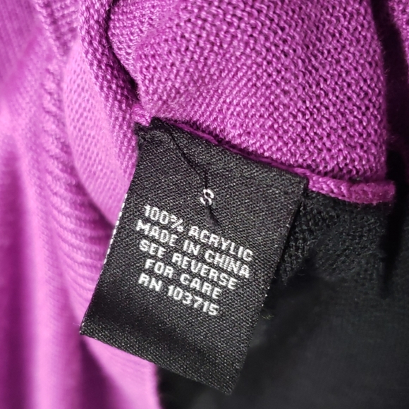 Zack & Rachel sweater - Picture 6 of 6